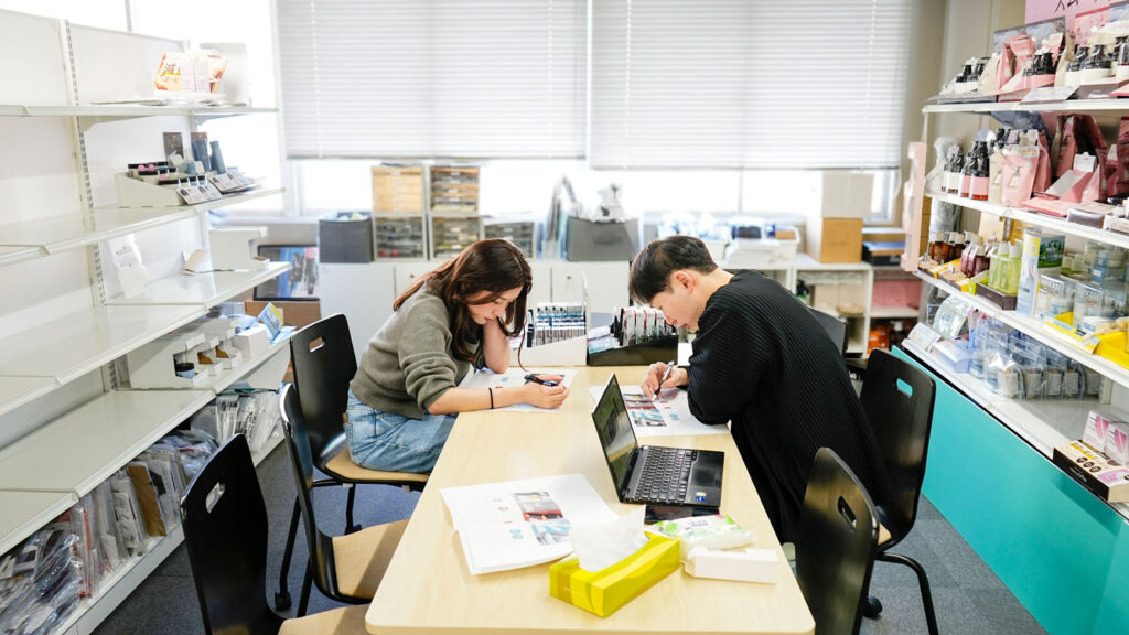 STORiiYのメンバー